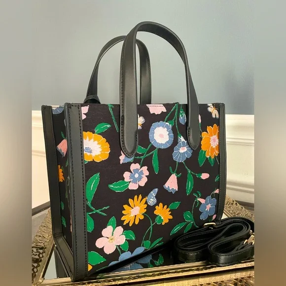 ❌On Hold Kate Spade Manhattan Floral Jacquard Small Tote - Picture 7 of 13